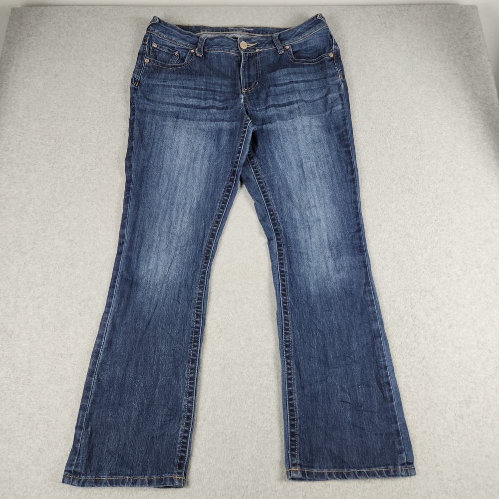 Maurices Jeans Womens 12 Blue Denim Whiskered Cotton Dark Wash Mid Rise Stretch